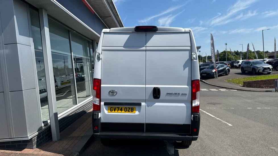 Toyota Proace Max L2 Diesel 2.2D 140 Icon H2 Van - Image 26