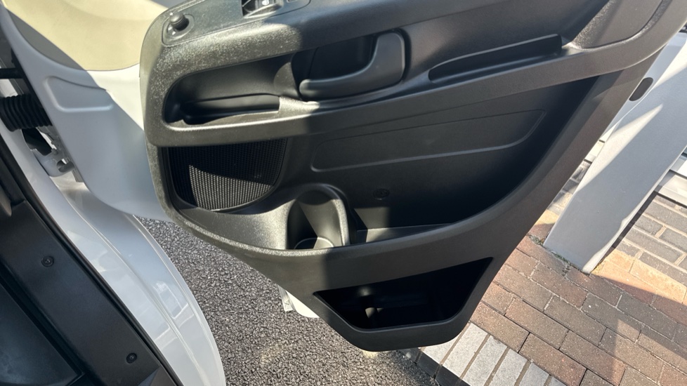 Toyota Proace Max L2 Diesel 2.2D 140 Icon H2 Van - Image 42