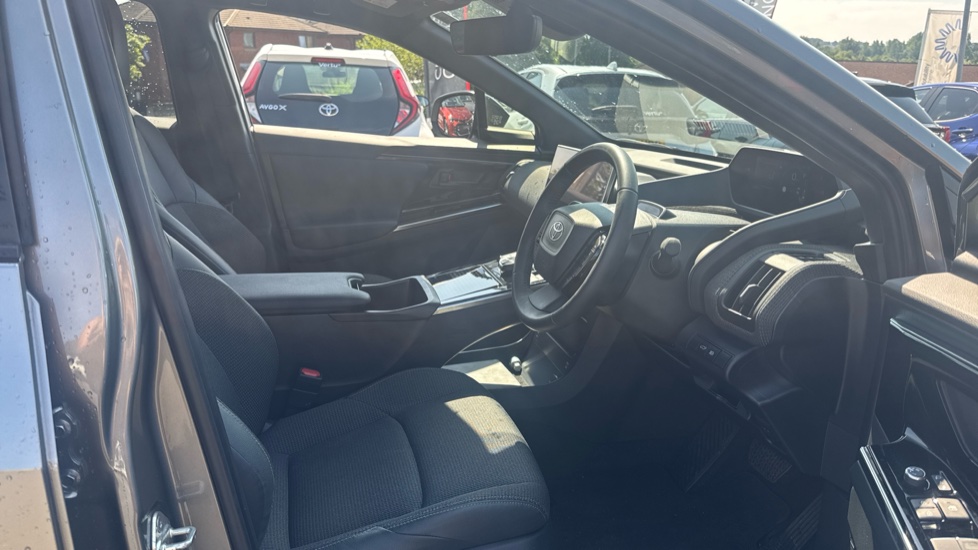 Toyota bZ4X 150kW Motion 71.4kWh 5dr Auto Electric Hatchback - Image 12