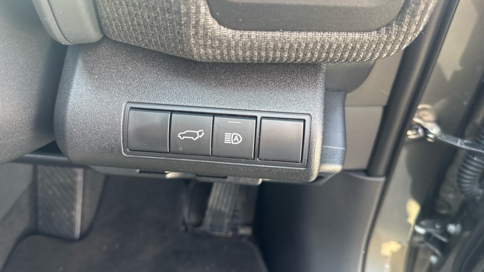 Toyota bZ4X 150kW Motion 71.4kWh 5dr Auto Electric Hatchback - Image 31