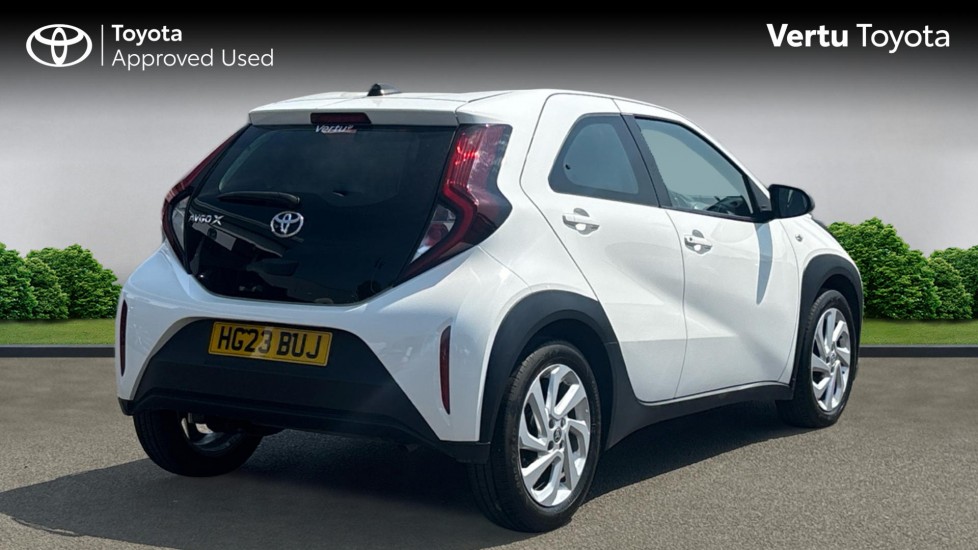 Toyota Aygo X 1.0 VVT-i Pure 5dr Petrol Hatchback - Image 2