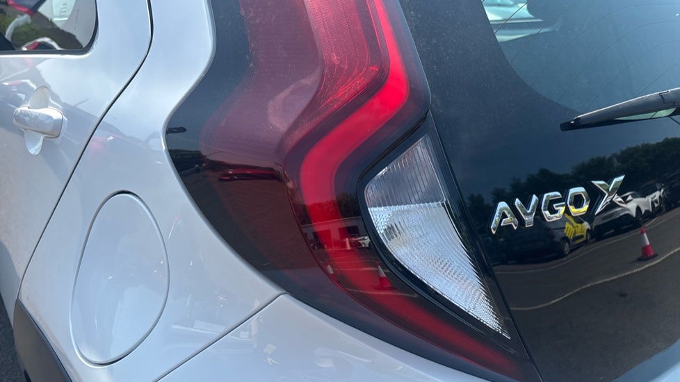 Toyota Aygo X 1.0 VVT-i Pure 5dr Petrol Hatchback - Image 21