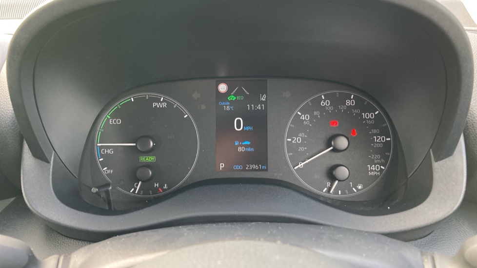 Toyota Yaris 1.5 Hybrid Icon 5dr CVT Hybrid Hatchback - Image 11