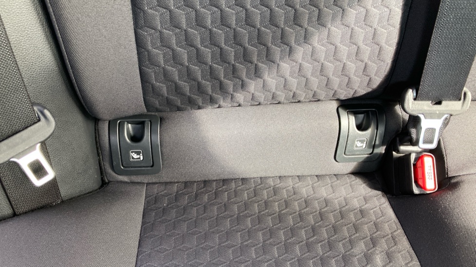Toyota Yaris 1.5 Hybrid Icon 5dr CVT Hybrid Hatchback - Image 14