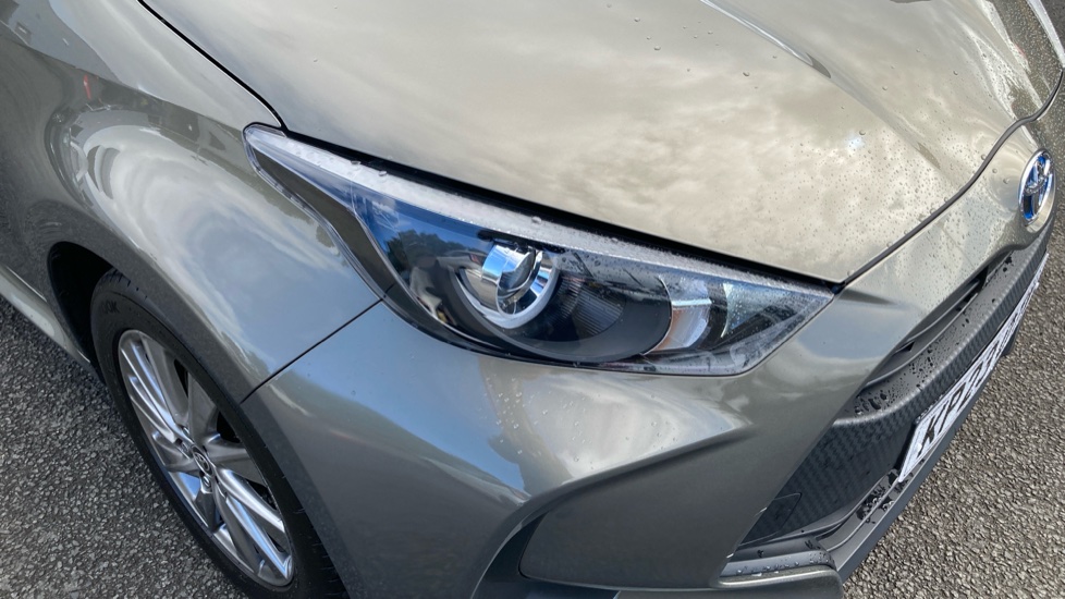Toyota Yaris 1.5 Hybrid Icon 5dr CVT Hybrid Hatchback - Image 20