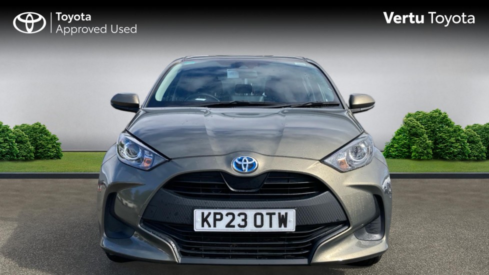 Toyota Yaris 1.5 Hybrid Icon 5dr CVT Hybrid Hatchback - Image 22