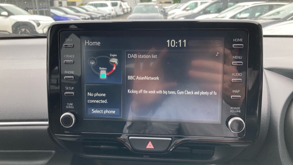 Toyota Yaris 1.5 Hybrid Design 5dr CVT Hybrid Hatchback - Image 9