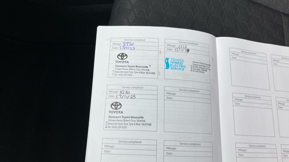 Toyota Yaris 1.5 Hybrid Design 5dr CVT Hybrid Hatchback - Image 27