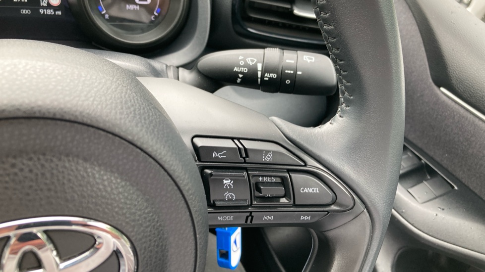 Toyota Yaris 1.5 Hybrid Design 5dr CVT Hybrid Hatchback - Image 40