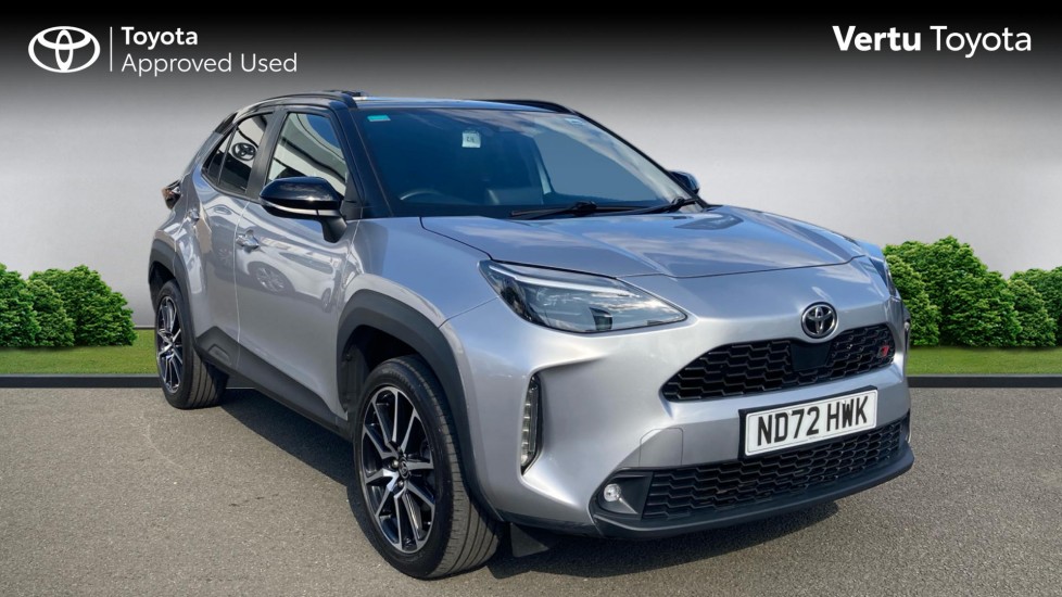 Toyota Yaris Cross 1.5 Hybrid GR Sport 5dr CVT Hybrid Estate - Image 1