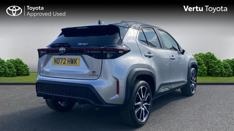 Toyota Yaris Cross 1.5 Hybrid GR Sport 5dr CVT Hybrid Estate - Image 2
