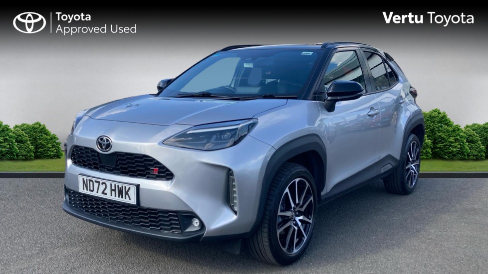 Toyota Yaris Cross 1.5 Hybrid GR Sport 5dr CVT Hybrid Estate - Image 3