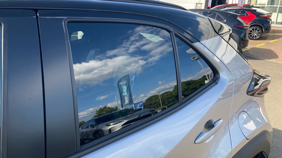 Toyota Yaris Cross 1.5 Hybrid GR Sport 5dr CVT Hybrid Estate - Image 35
