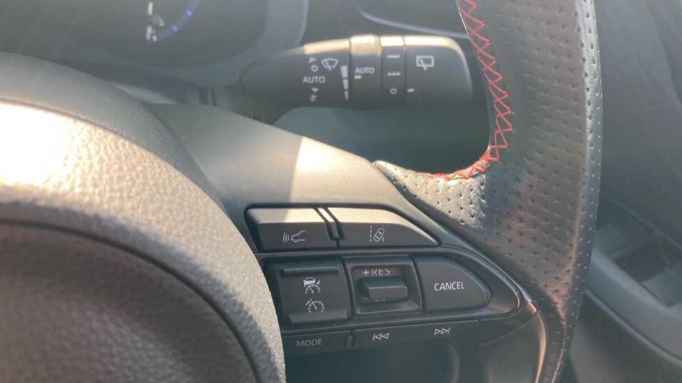 Toyota Yaris Cross 1.5 Hybrid GR Sport 5dr CVT Hybrid Estate - Image 41