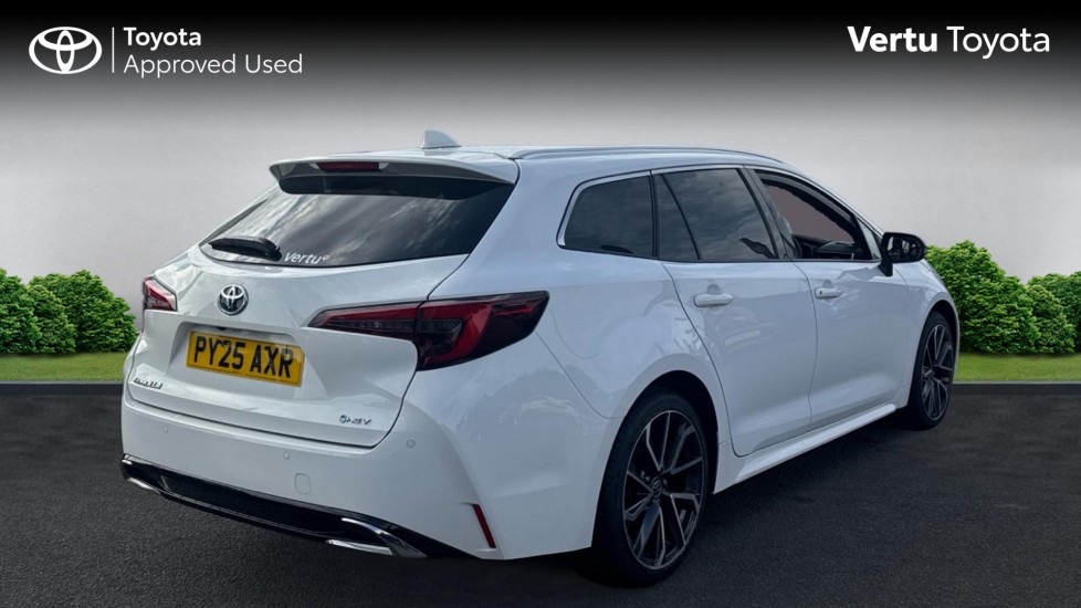 Toyota Corolla 2.0 Hybrid 178 Excel 5dr CVT Hybrid Estate - Image 2