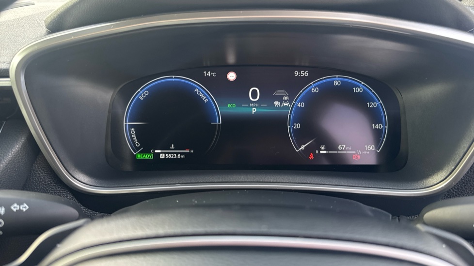 Toyota Corolla 2.0 Hybrid 178 Excel 5dr CVT Hybrid Estate - Image 11
