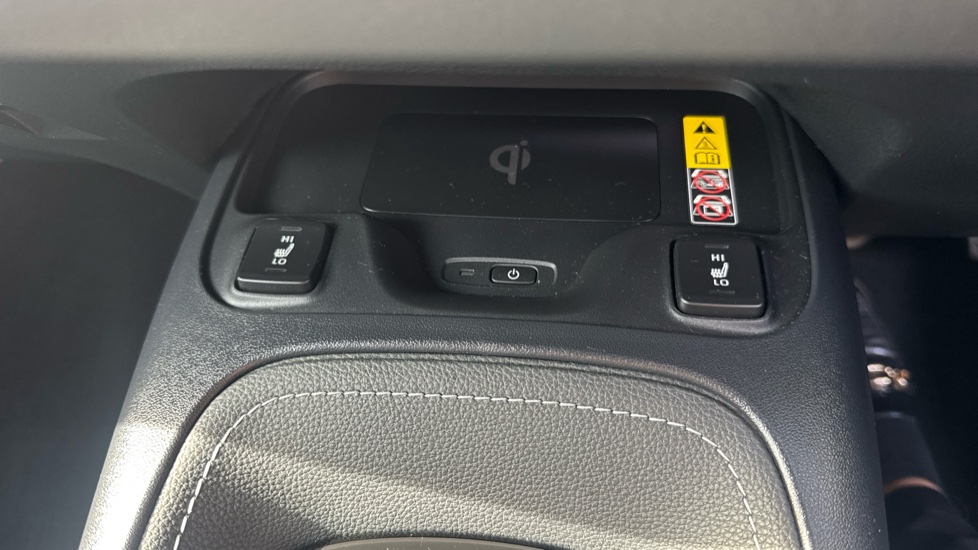 Toyota Corolla 2.0 Hybrid 178 Excel 5dr CVT Hybrid Estate - Image 40