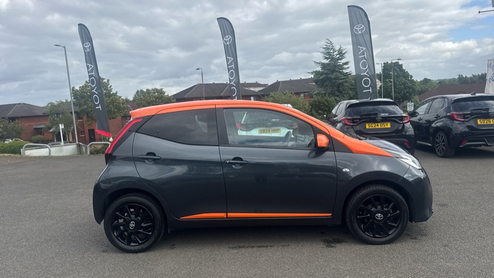 Toyota Aygo 1.0 VVT-i JBL Edition 5dr Petrol Hatchback - Image 23