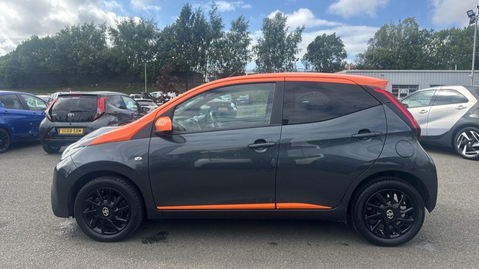 Toyota Aygo 1.0 VVT-i JBL Edition 5dr Petrol Hatchback - Image 24