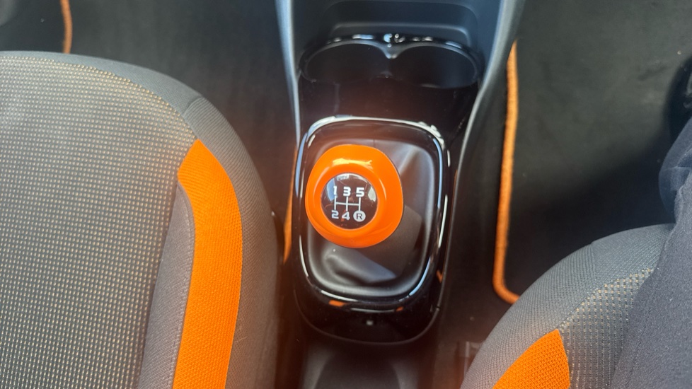 Toyota Aygo 1.0 VVT-i JBL Edition 5dr Petrol Hatchback - Image 41