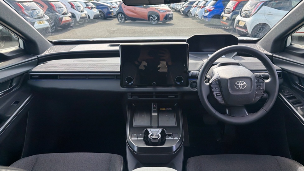 Toyota C-HR+ 165kW Design 77kWh 5dr Auto Electric Hatchback - Image 6