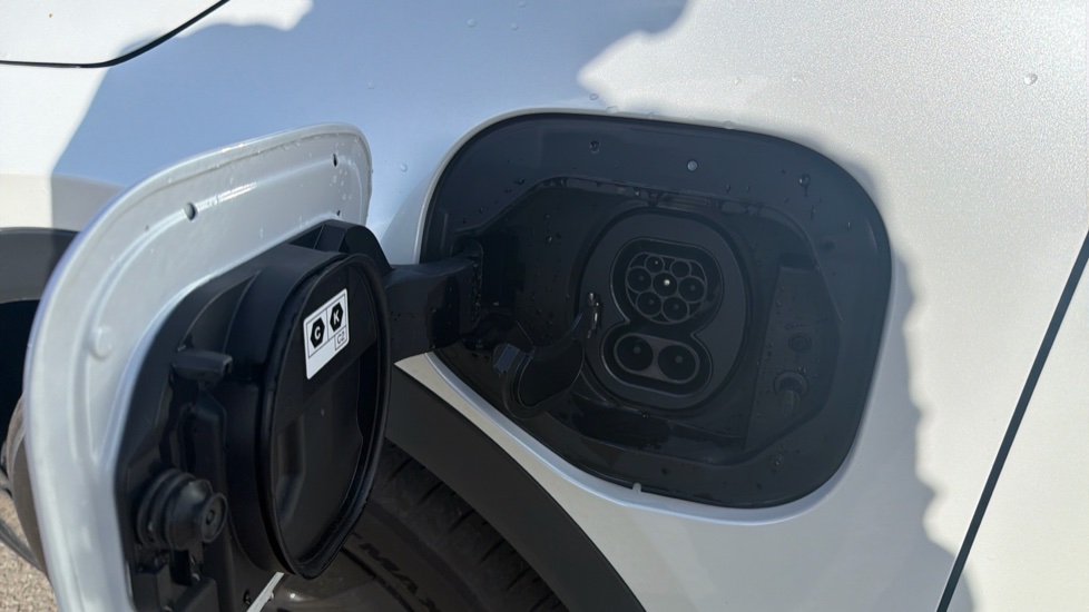 Toyota C-HR+ 165kW Design 77kWh 5dr Auto Electric Hatchback - Image 38
