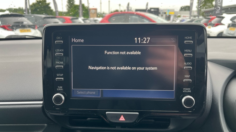 Toyota Yaris 1.5 Hybrid Design 5dr CVT Hybrid Hatchback - Image 9