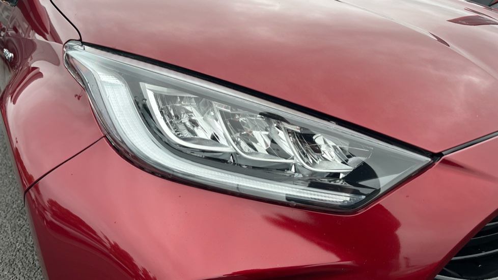 Toyota Yaris 1.5 Hybrid Design 5dr CVT Hybrid Hatchback - Image 20