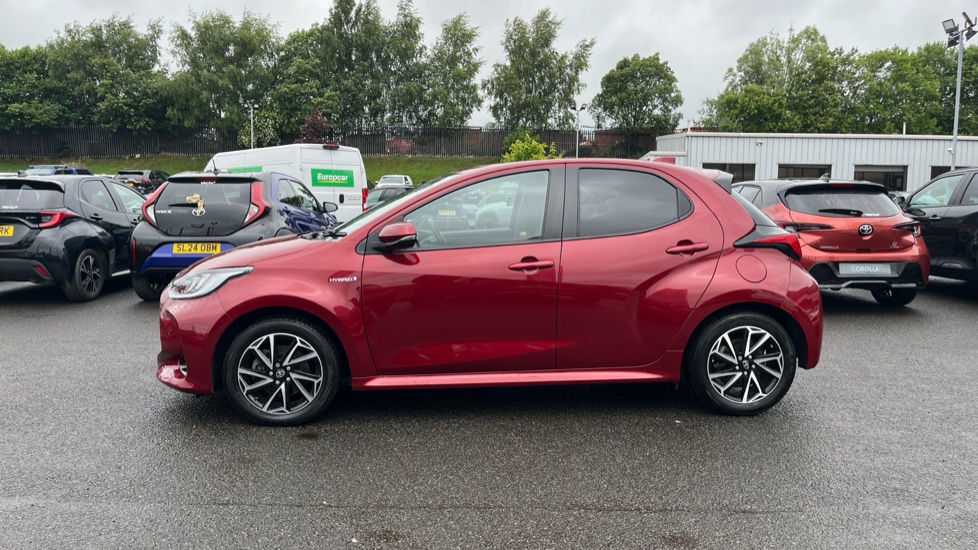 Toyota Yaris 1.5 Hybrid Design 5dr CVT Hybrid Hatchback - Image 24