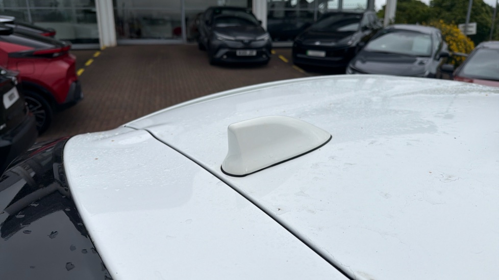 Toyota Yaris 1.5 Hybrid Design 5dr CVT Hybrid Hatchback - Image 32