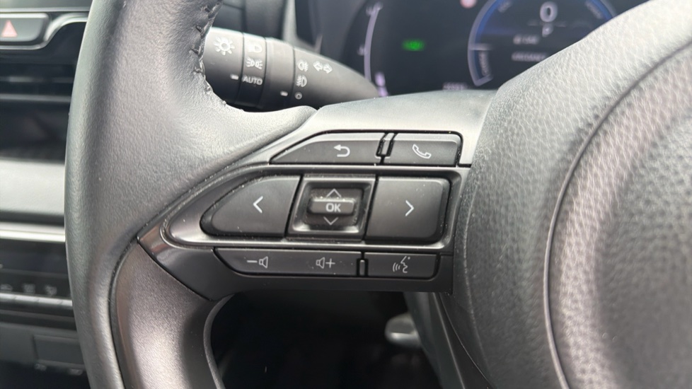 Toyota Yaris 1.5 Hybrid Design 5dr CVT Hybrid Hatchback - Image 38