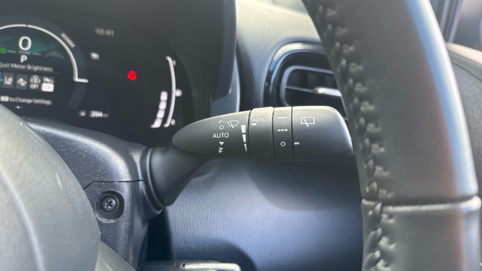 Toyota Yaris 1.5 Hybrid Design 5dr CVT Hybrid Hatchback - Image 38