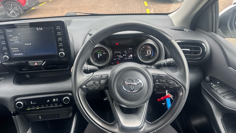 Toyota Yaris 1.5 Hybrid Design 5dr CVT Hybrid Hatchback - Image 7