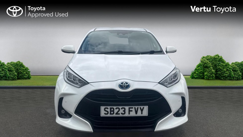 Toyota Yaris 1.5 Hybrid Design 5dr CVT Hybrid Hatchback - Image 22