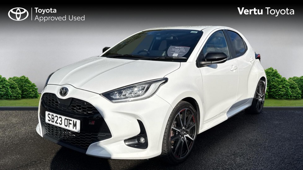 Toyota Yaris 1.5 Hybrid GR Sport 5dr CVT Hybrid Hatchback - Image 3