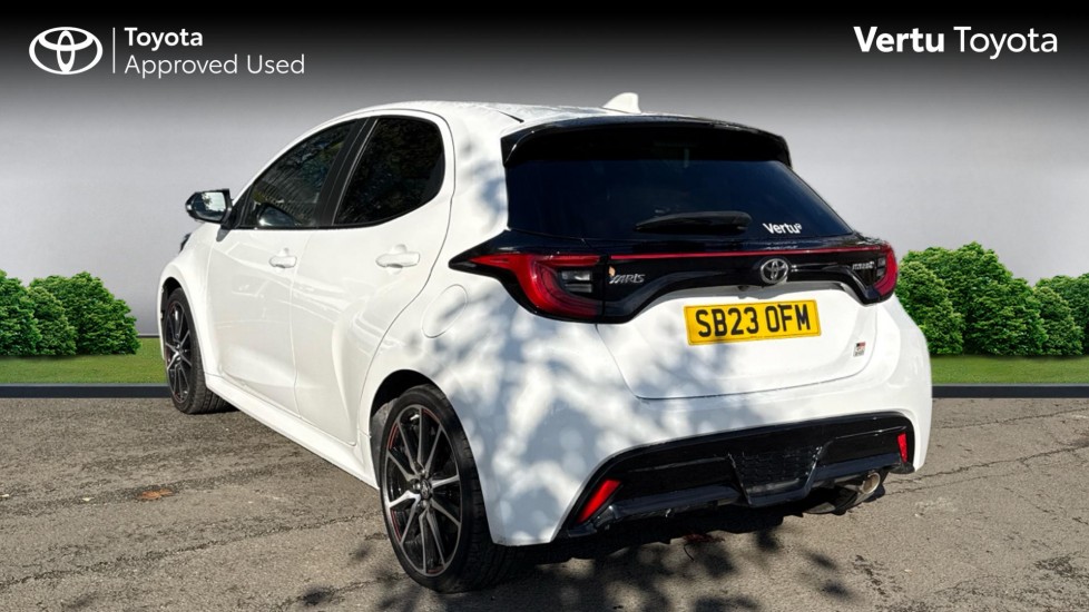 Toyota Yaris 1.5 Hybrid GR Sport 5dr CVT Hybrid Hatchback - Image 4