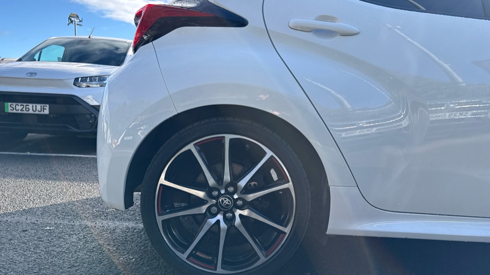 Toyota Yaris 1.5 Hybrid GR Sport 5dr CVT Hybrid Hatchback - Image 25