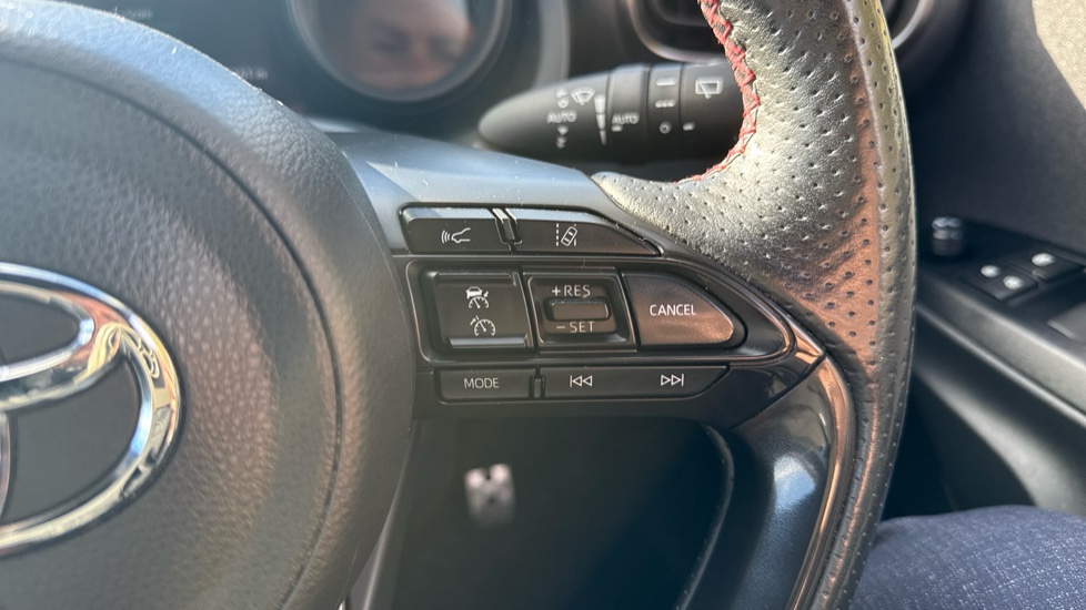 Toyota Yaris 1.5 Hybrid GR Sport 5dr CVT Hybrid Hatchback - Image 30