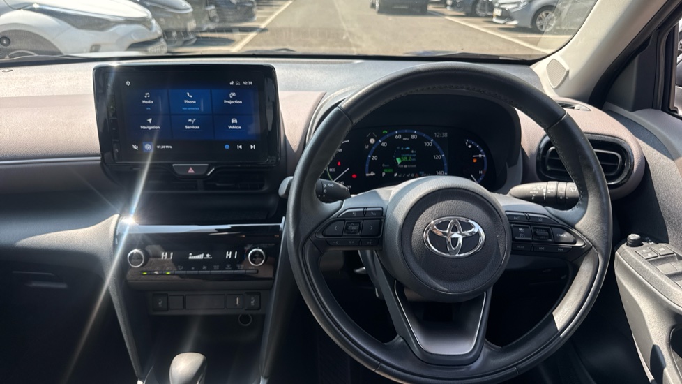 Toyota Yaris Cross 1.5 Hybrid Excel 5dr CVT Hybrid Estate - Image 7