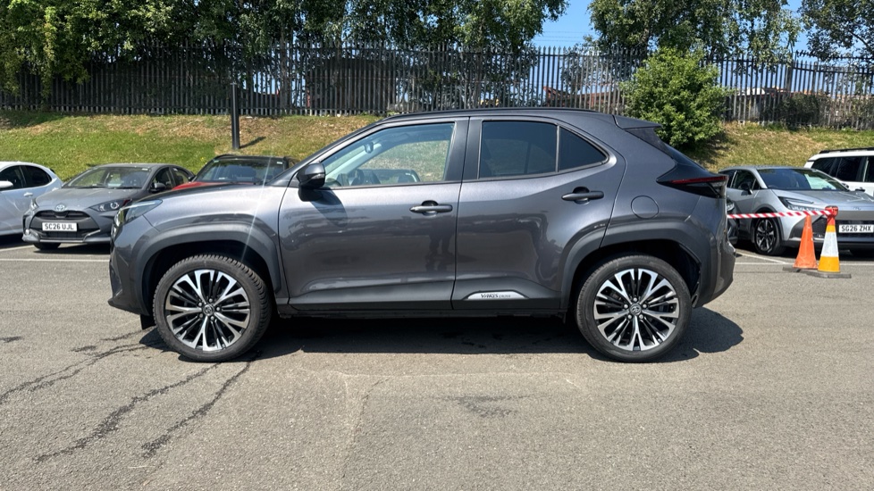 Toyota Yaris Cross 1.5 Hybrid Excel 5dr CVT Hybrid Estate - Image 24