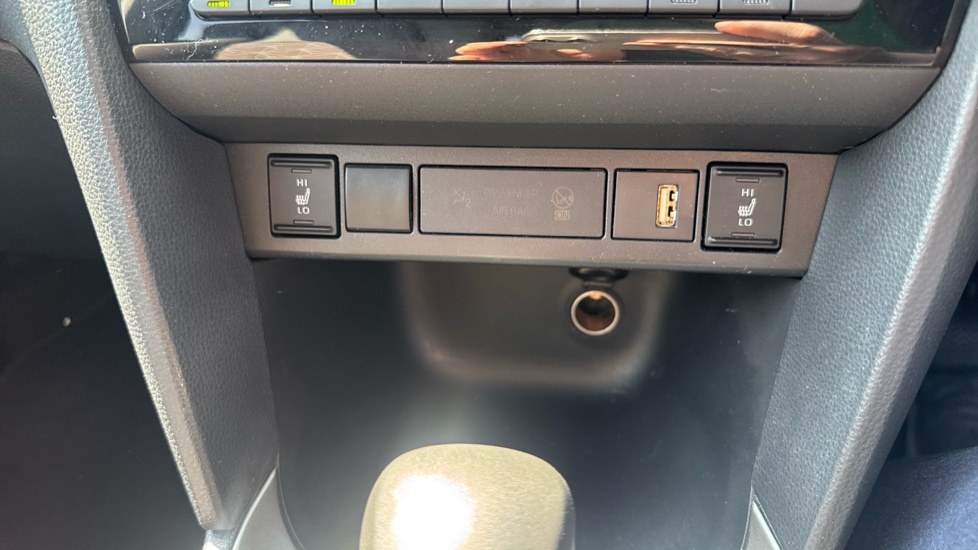 Toyota Yaris Cross 1.5 Hybrid Excel 5dr CVT Hybrid Estate - Image 36