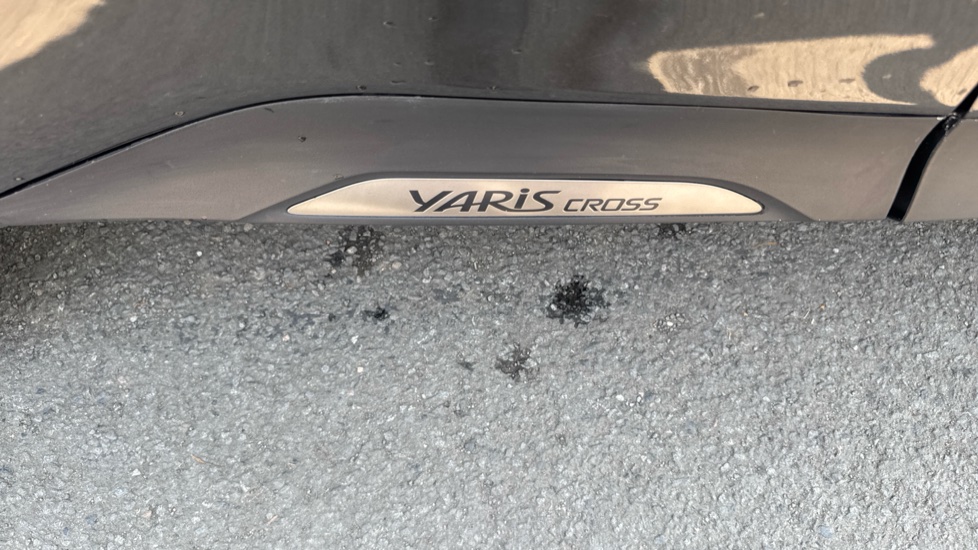 Toyota Yaris Cross 1.5 Hybrid Excel 5dr CVT Hybrid Estate - Image 45