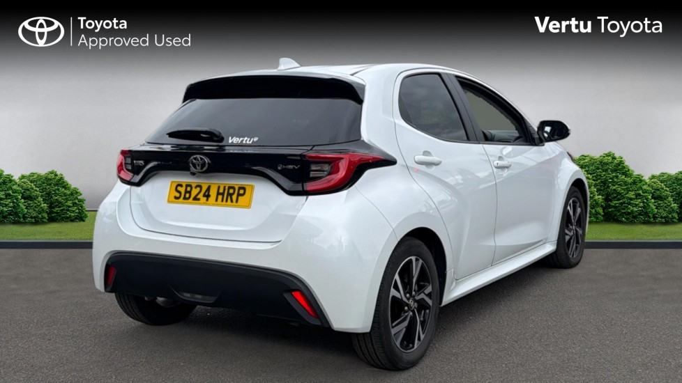 Toyota Yaris 1.5 Hybrid Design 5dr CVT Hybrid Hatchback - Image 2