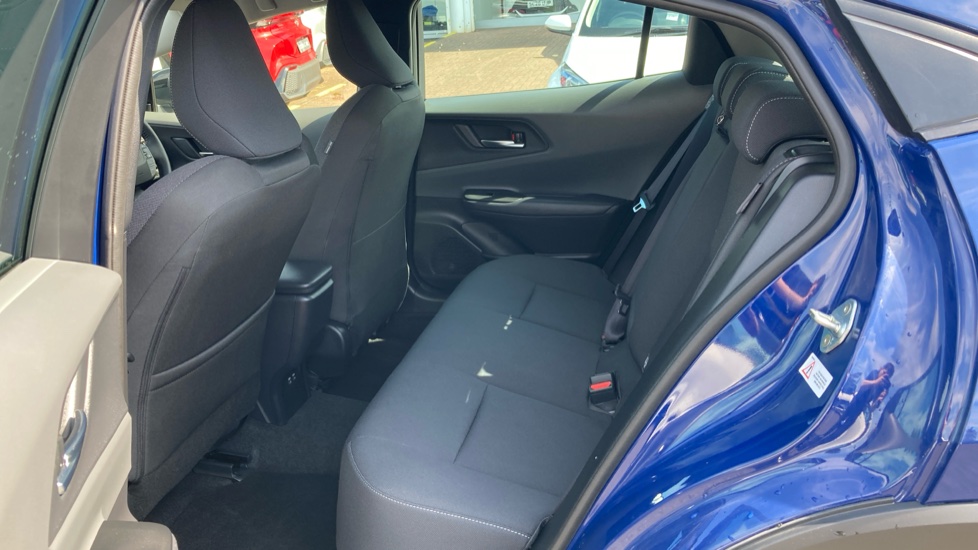 Toyota Prius 2.0 PHEV Design 5dr CVT Hatchback - Image 15