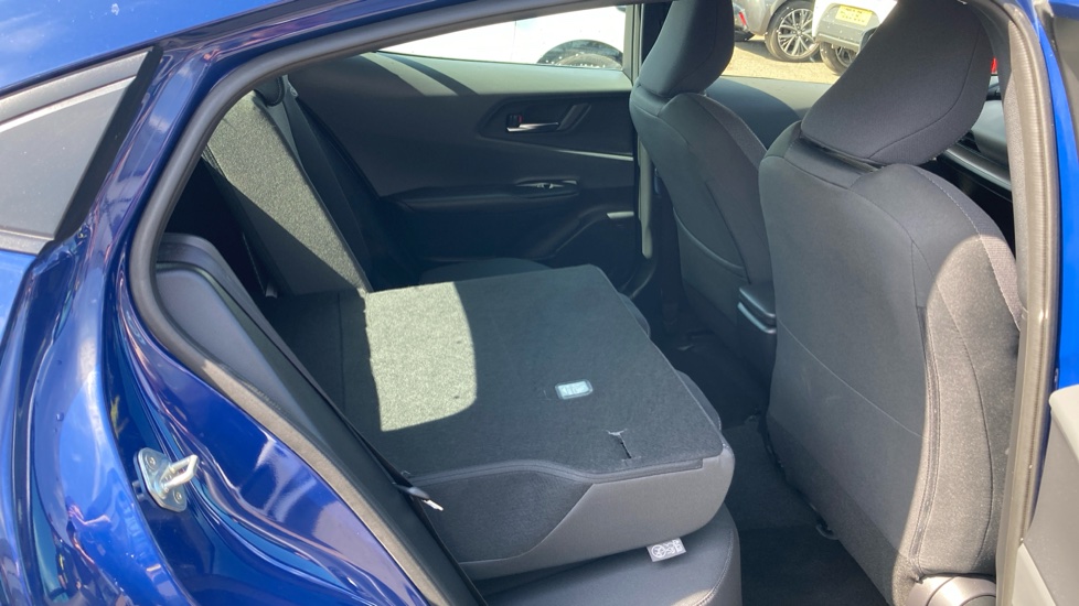 Toyota Prius 2.0 PHEV Design 5dr CVT Hatchback - Image 18