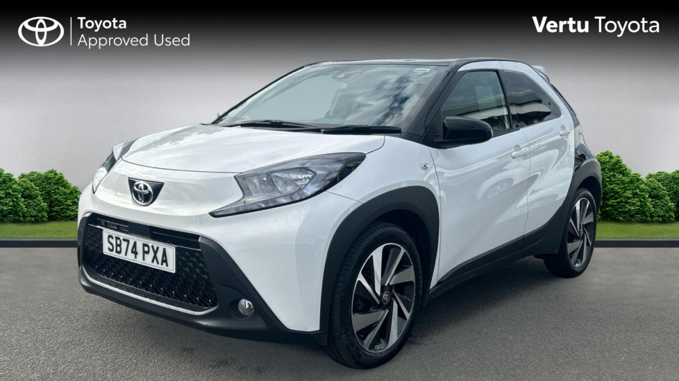 Toyota Aygo X 1.0 VVT-i Edge 5dr Auto Petrol Hatchback - Image 3