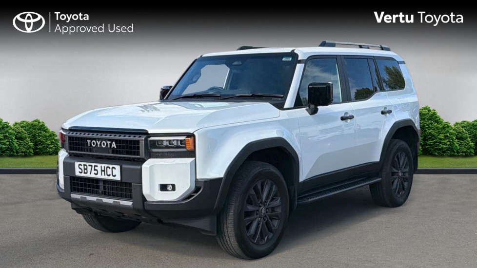 Toyota Land Cruiser 2.8 D-4D 48V 205 Invincible 5dr Auto [Pan Rf/5 St] Diesel Station Wagon - Image 3