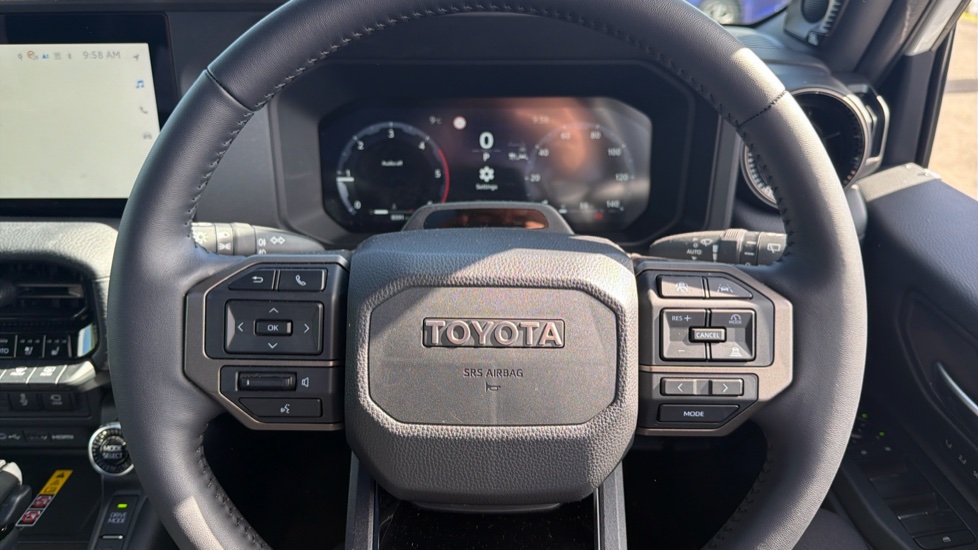 Toyota Land Cruiser 2.8 D-4D 48V 205 Invincible 5dr Auto [Pan Rf/5 St] Diesel Station Wagon - Image 10