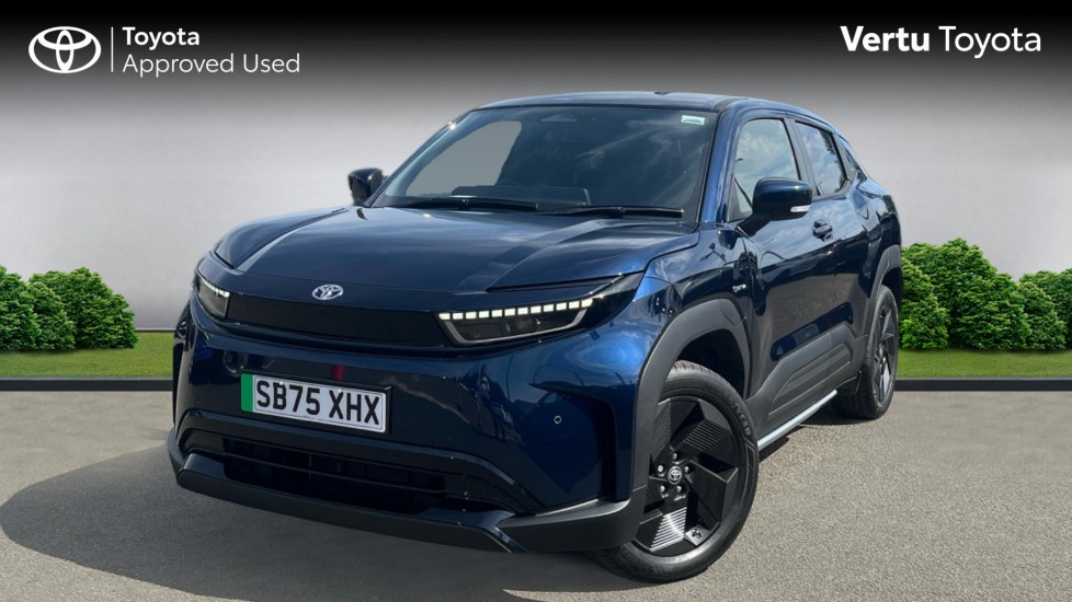 Toyota Urbancruiser 128kW Design 61kWh 5dr Auto Electric Estate - Image 3