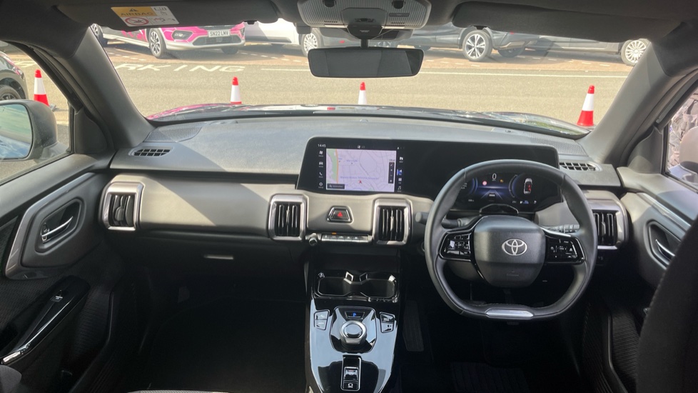 Toyota Urbancruiser 128kW Design 61kWh 5dr Auto Electric Estate - Image 6